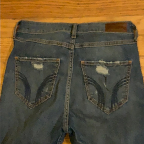 Hollister curvy high rise jeans - Picture 4 of 6